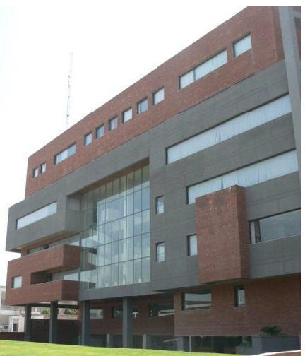 Descon Headquarter Building, Lahore